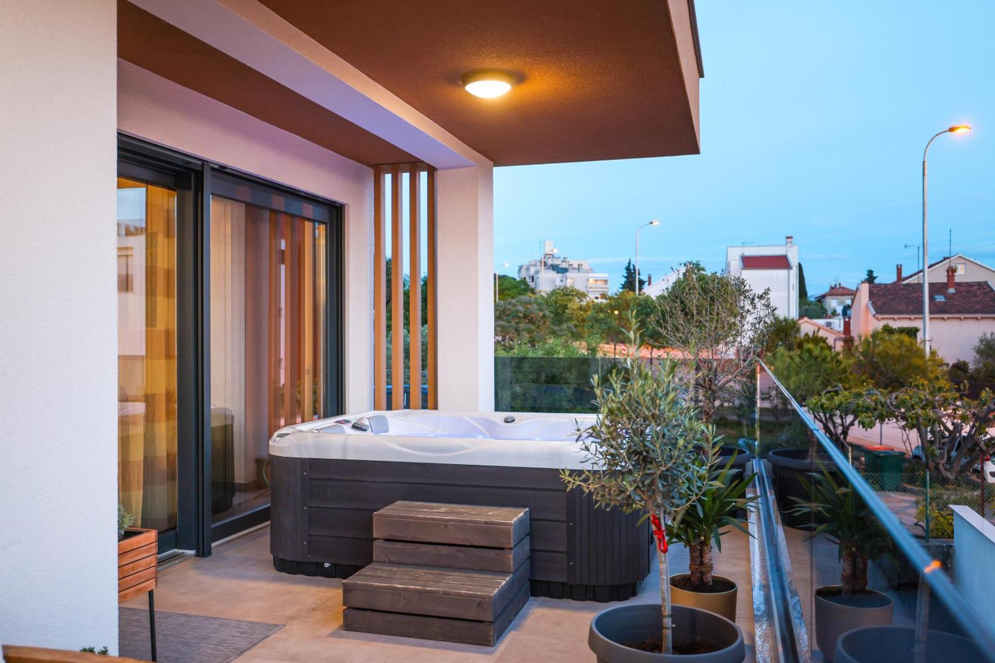 Luma Luxury Apartment With Jacuzzi Zadar Ngoại thất bức ảnh