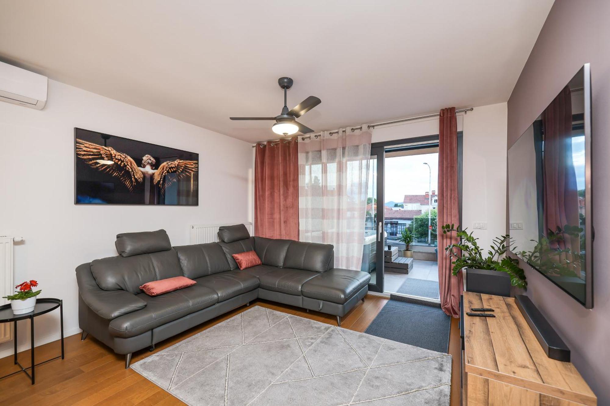 Luma Luxury Apartment With Jacuzzi Zadar Ngoại thất bức ảnh