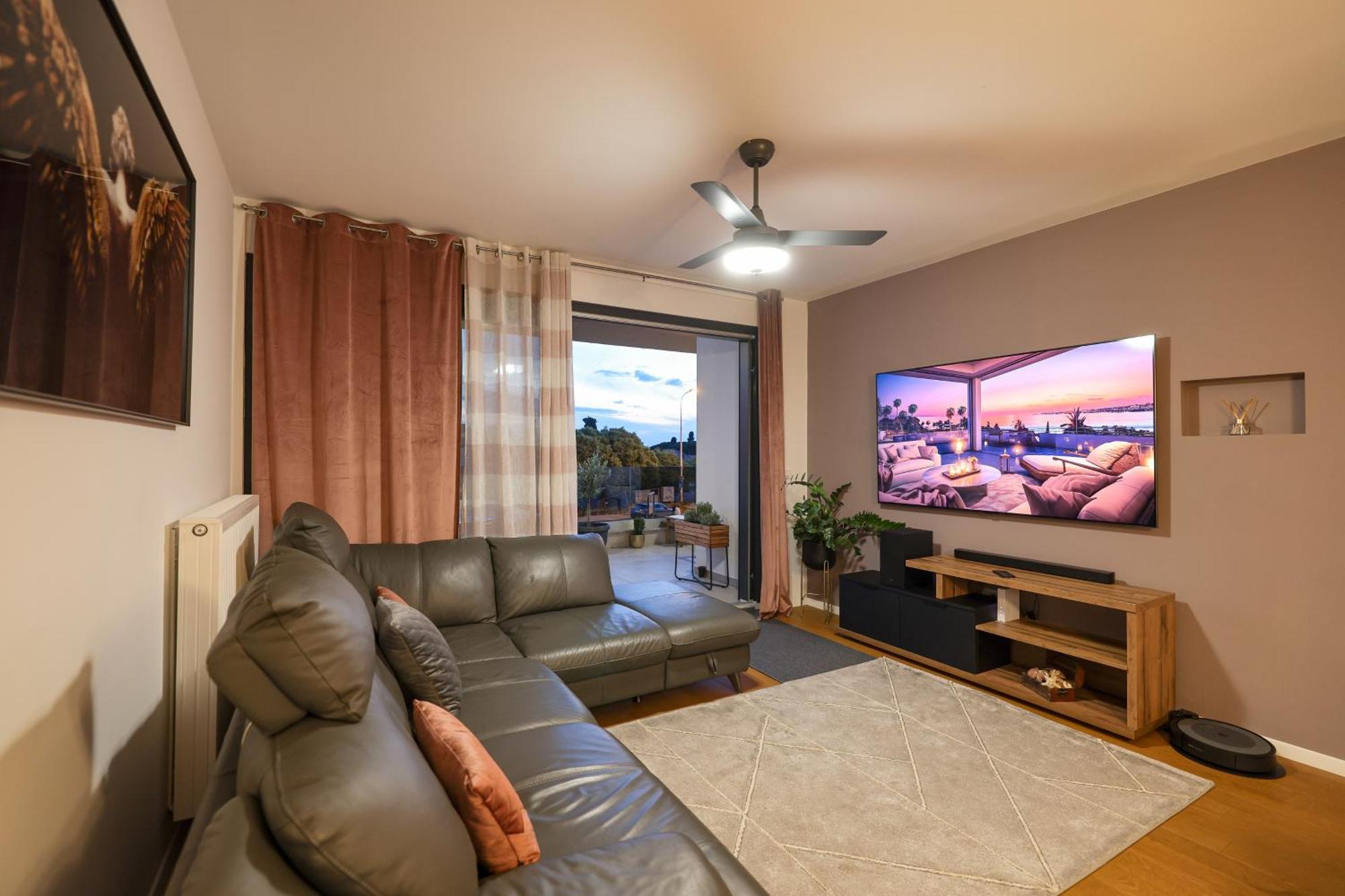 Luma Luxury Apartment With Jacuzzi Zadar Ngoại thất bức ảnh