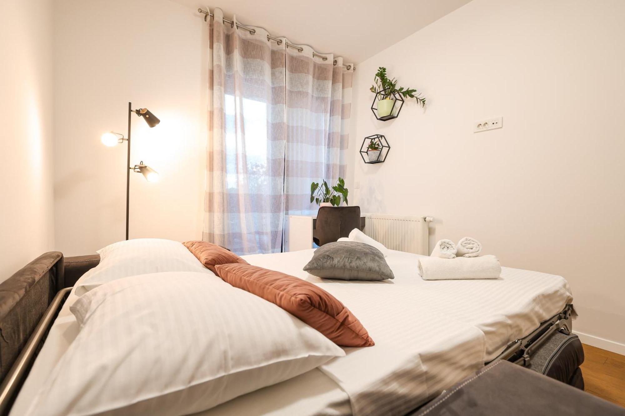 Luma Luxury Apartment With Jacuzzi Zadar Ngoại thất bức ảnh