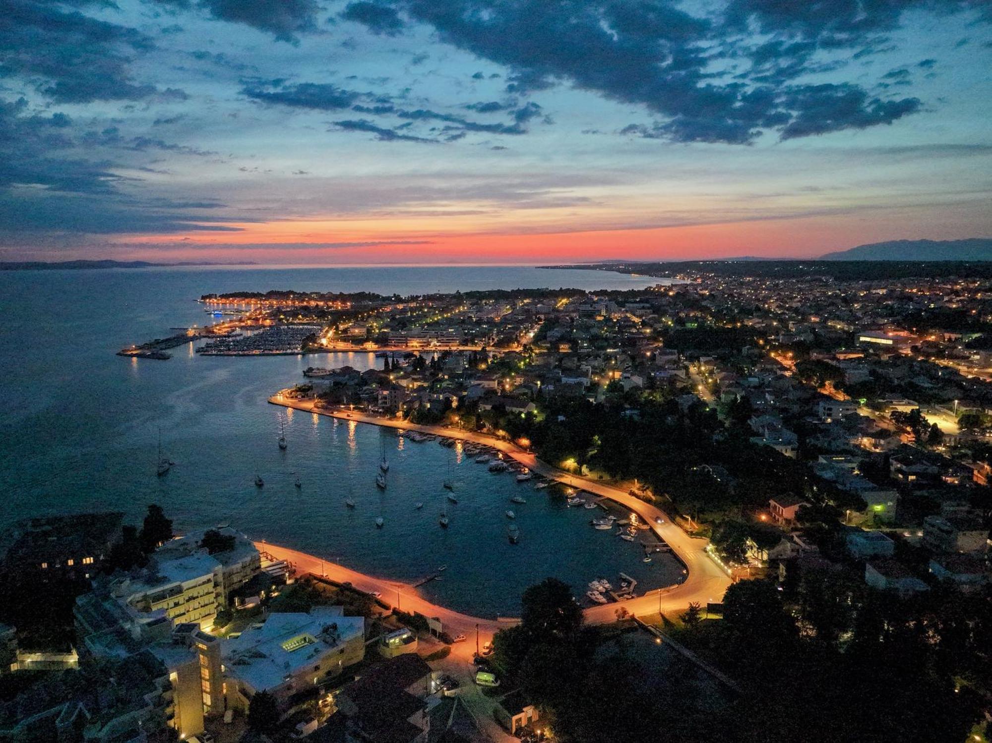 Luma Luxury Apartment With Jacuzzi Zadar Ngoại thất bức ảnh